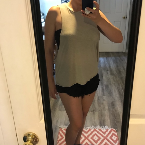 Tobi slash cross tank top - Picture 4 of 5